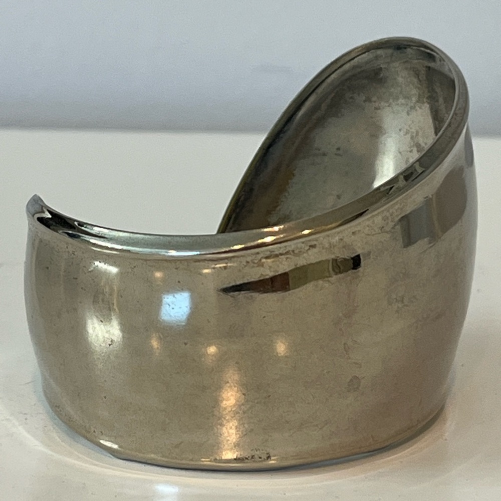 Beautiful Vintage Mod Style Chris Den Blakers type cuff bracelet